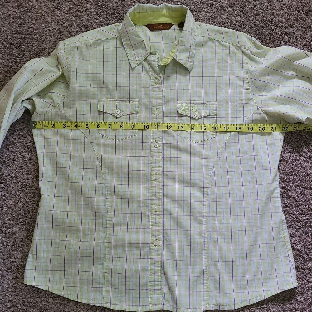 AURA Wrangler Plaid Button Down Top Large - Picture 7 of 8